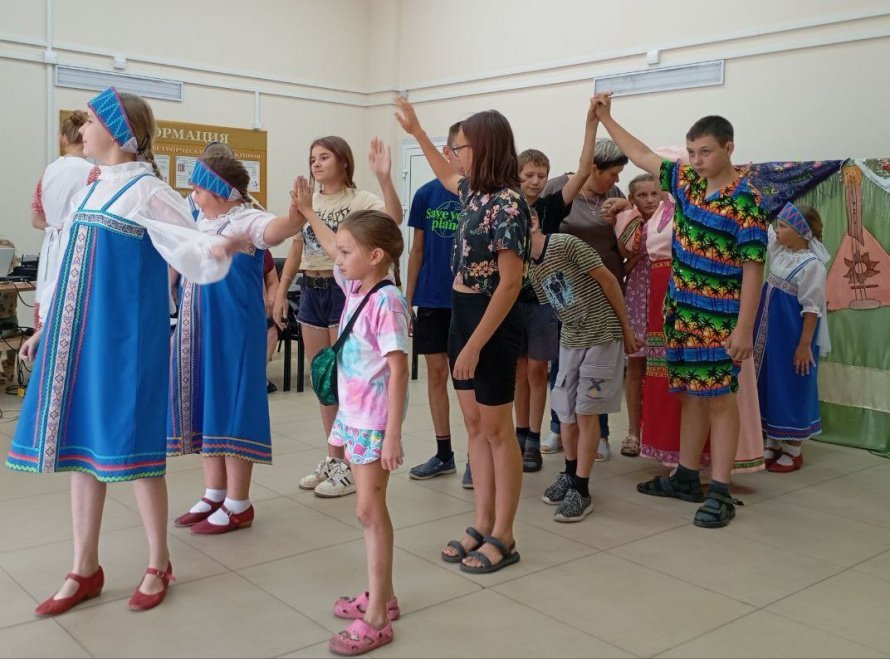 29 июля дом культуры села Карымск пригласил в гости ребят поселения.